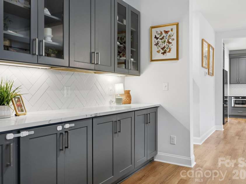 3534 Simmons Street, Charlotte, NC 28208.  MLS# CAR4335509, YatesRealty ID 19091. 