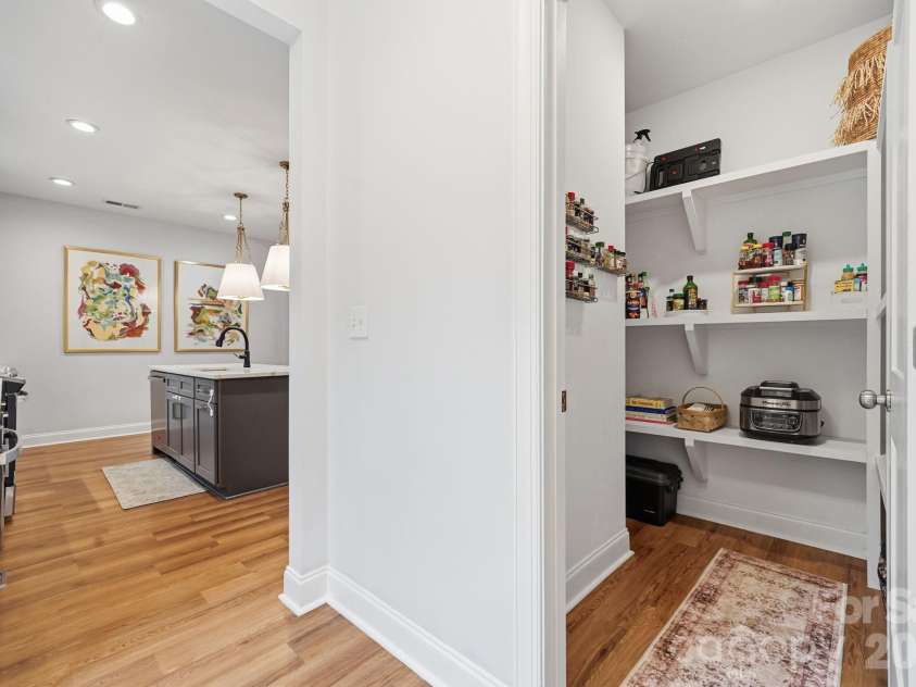3534 Simmons Street, Charlotte, NC 28208.  MLS# CAR4335509, YatesRealty ID 19091. 