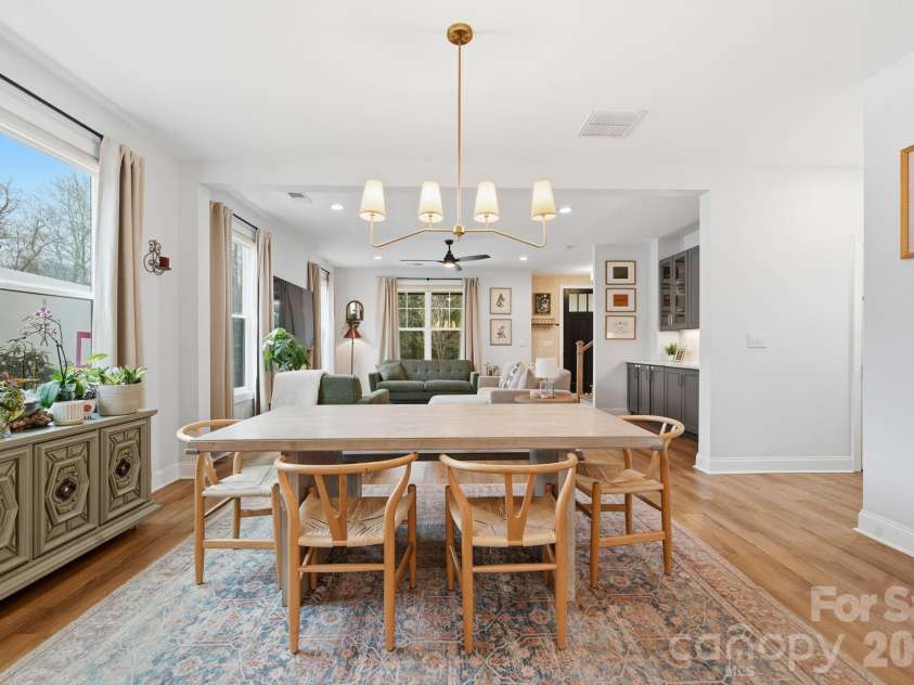 3534 Simmons Street, Charlotte, NC 28208.  MLS# CAR4335509, YatesRealty ID 19091. 