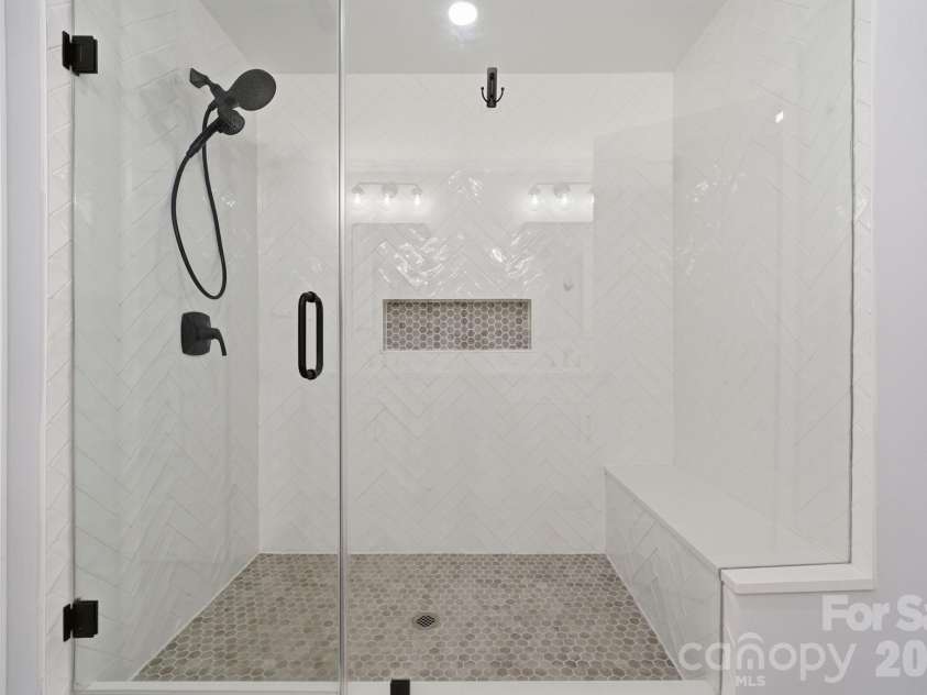 3534 Simmons Street, Charlotte, NC 28208.  MLS# CAR4335509, YatesRealty ID 19091. 