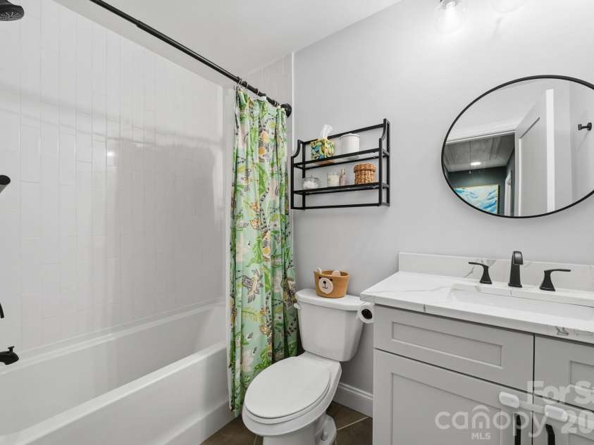 3534 Simmons Street, Charlotte, NC 28208.  MLS# CAR4335509, YatesRealty ID 19091. 