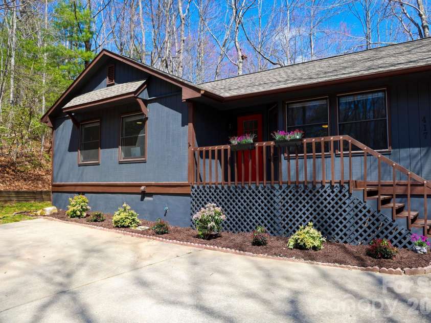 417 Soquili Drive, Brevard, NC 28712.  MLS# CAR4366623, YatesRealty ID 19092. Freshly Painted and New Landscaping