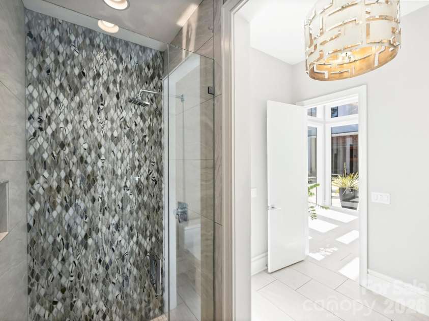 1928 8th Street, Charlotte, NC 28204.  MLS# CAR4377446, YatesRealty ID 19093. Shower