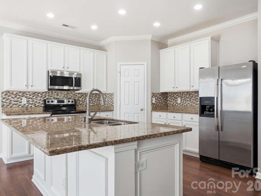 1016 Garden Web Road, Indian Trail, NC 28079.  MLS# CAR4369459, YatesRealty ID 19094. Chef's Dream Kitchen
