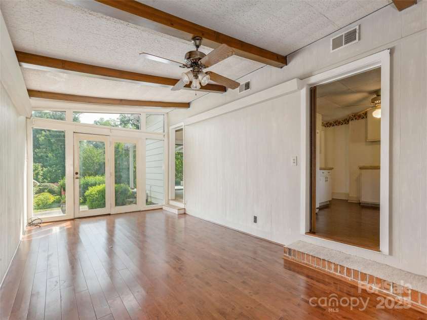 34 Lockhart Road, Tryon, NC 28782.  MLS# CAR4270082, YatesRealty ID 19094. 