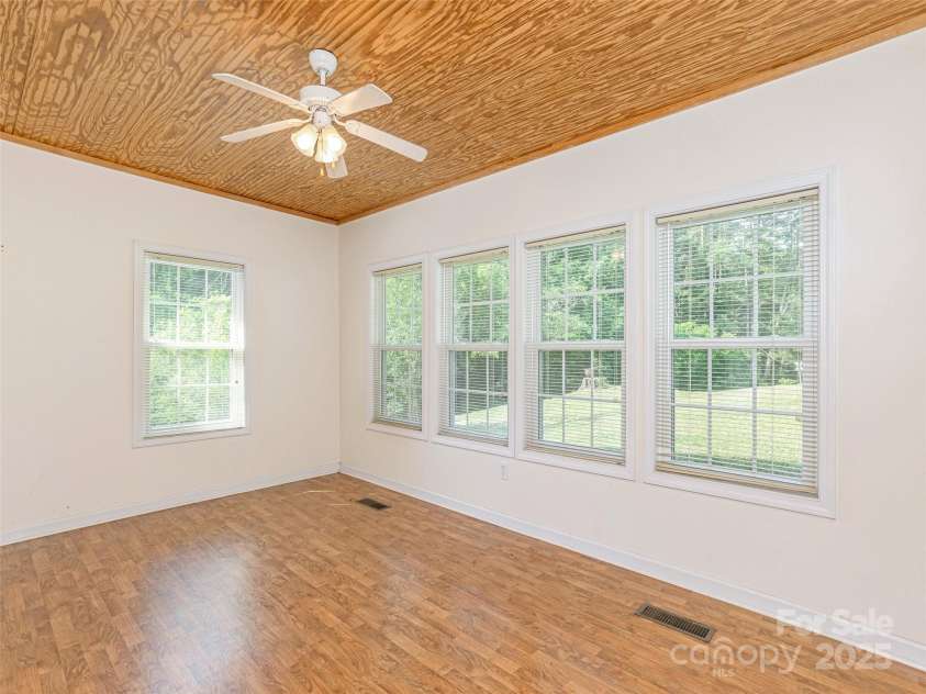 34 Lockhart Road, Tryon, NC 28782.  MLS# CAR4270082, YatesRealty ID 19094. 