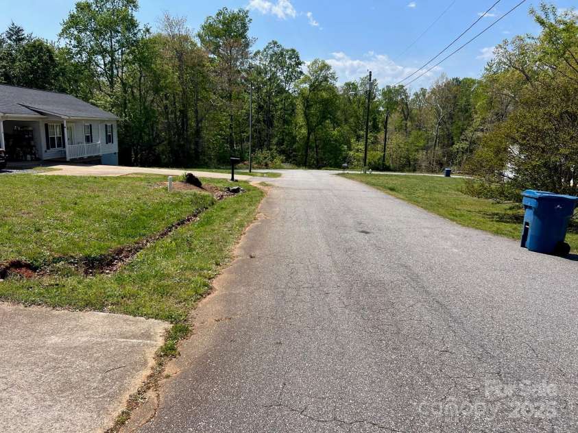 22 Congress Street, Granite Falls, NC 28630.  MLS# CAR4267256, YatesRealty ID 19096. 