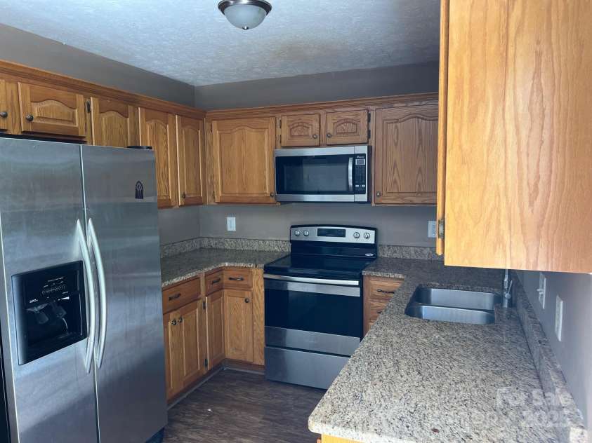 22 Congress Street, Granite Falls, NC 28630.  MLS# CAR4267256, YatesRealty ID 19096. 