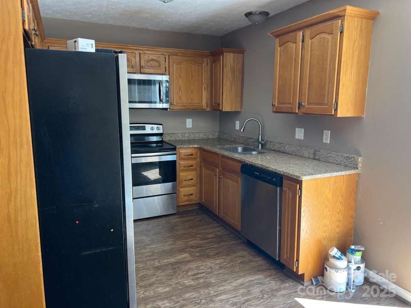 22 Congress Street, Granite Falls, NC 28630.  MLS# CAR4267256, YatesRealty ID 19096. 