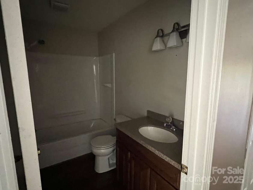 22 Congress Street, Granite Falls, NC 28630.  MLS# CAR4267256, YatesRealty ID 19096. 