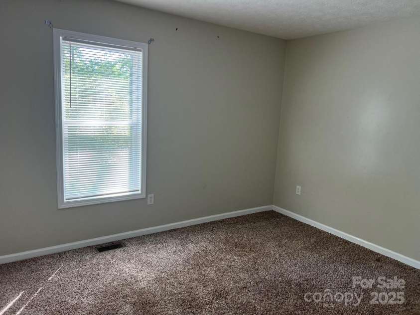 22 Congress Street, Granite Falls, NC 28630.  MLS# CAR4267256, YatesRealty ID 19096. 