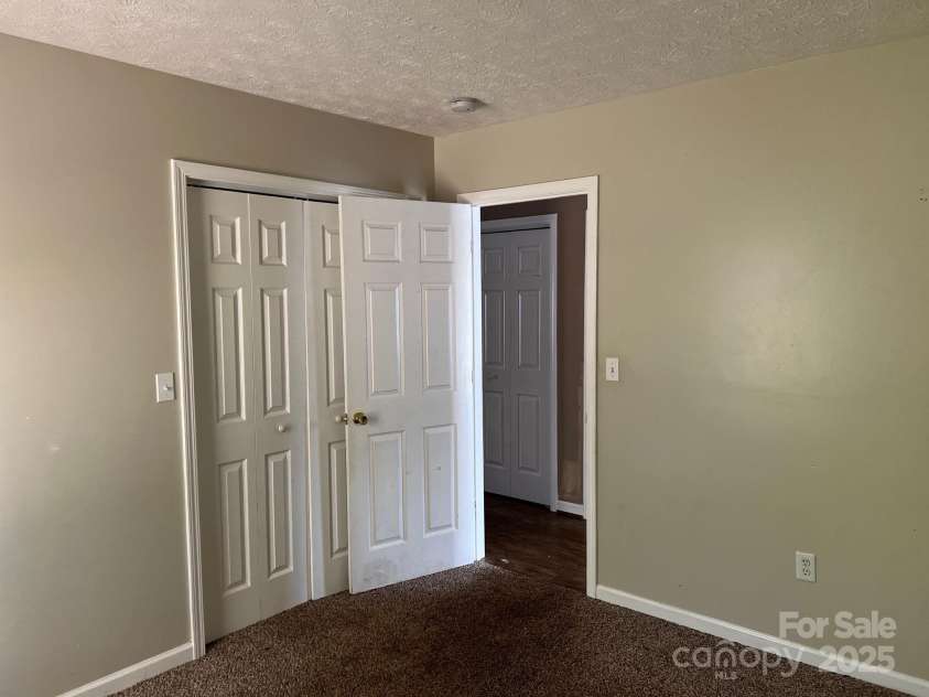 22 Congress Street, Granite Falls, NC 28630.  MLS# CAR4267256, YatesRealty ID 19096. 