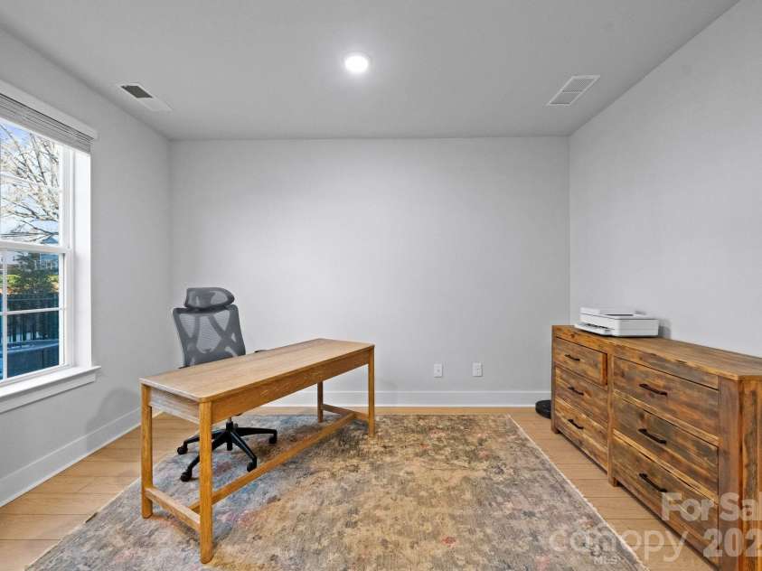 1216 Craig View Way, Charlotte, NC 28211.  MLS# CAR4343003, YatesRealty ID 19097. 