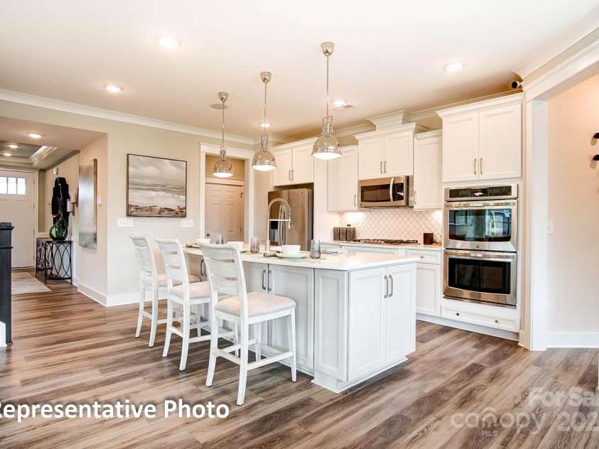 2015 Mantle Ridge, Indian Trail, NC 28079.  MLS# CAR4270400, YatesRealty ID 19097. 
