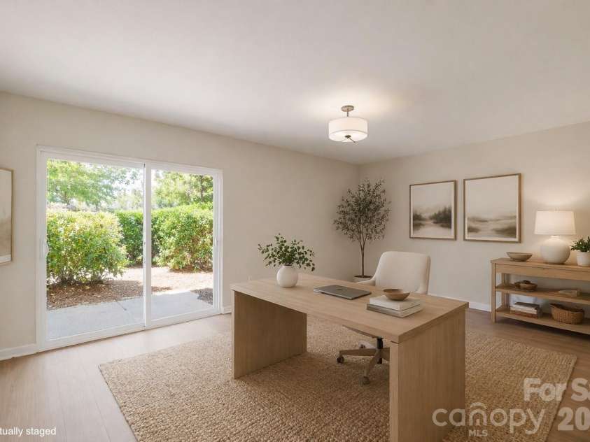 7027 Quail Hill Road, Charlotte, NC 28210.  MLS# CAR4336900, YatesRealty ID 19098. 