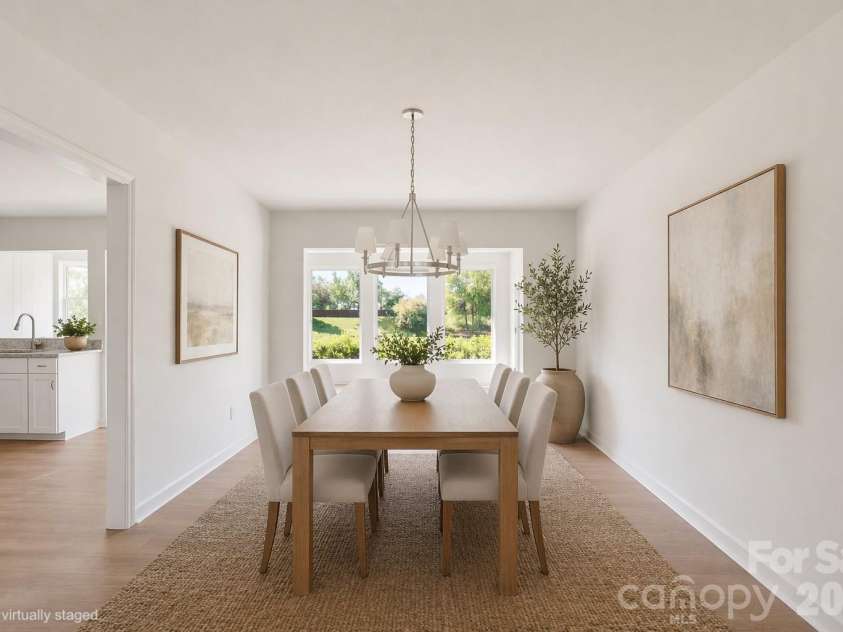 7027 Quail Hill Road, Charlotte, NC 28210.  MLS# CAR4336900, YatesRealty ID 19098. 
