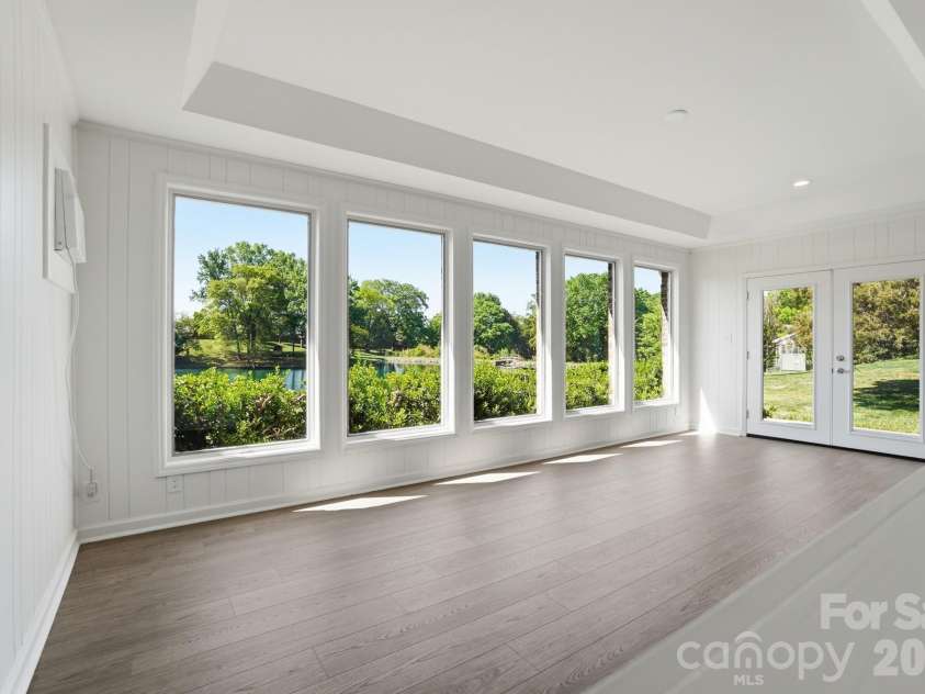 7027 Quail Hill Road, Charlotte, NC 28210.  MLS# CAR4336900, YatesRealty ID 19098. 
