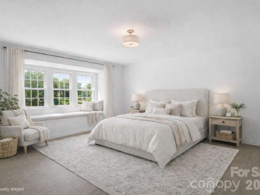 7027 Quail Hill Road, Charlotte, NC 28210.  MLS# CAR4336900, YatesRealty ID 19098. 