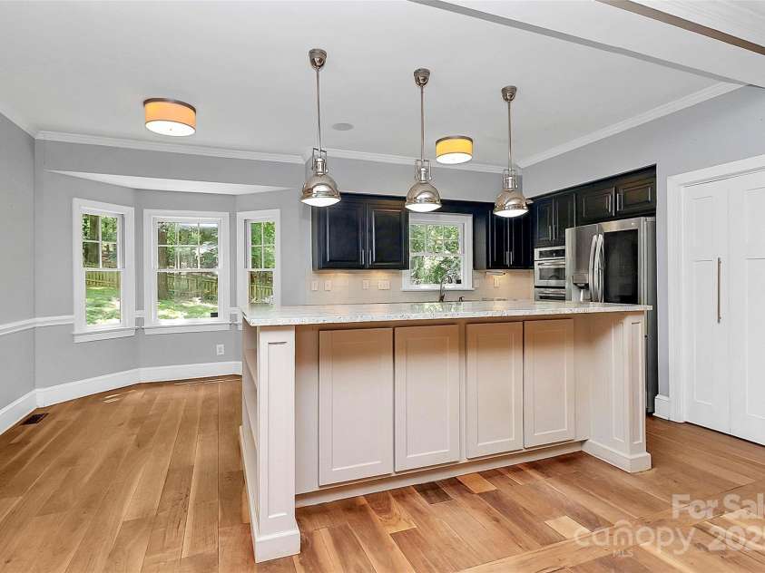 3730 Monique Lane, Charlotte, NC 28210.  MLS# CAR4270298, YatesRealty ID 19099. 