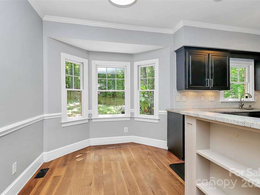 3730 Monique Lane, Charlotte, NC 28210.  MLS# CAR4270298, YatesRealty ID 19099. 