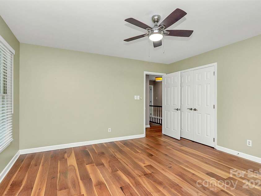 3730 Monique Lane, Charlotte, NC 28210.  MLS# CAR4270298, YatesRealty ID 19099. 
