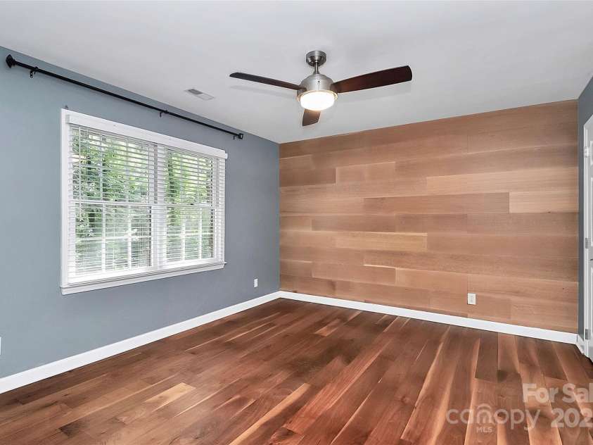 3730 Monique Lane, Charlotte, NC 28210.  MLS# CAR4270298, YatesRealty ID 19099. 