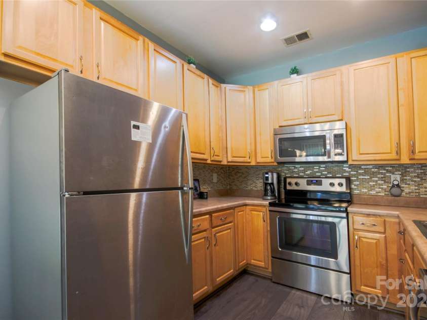 1017 Silver Springs Road, Fort Mill, SC 29715.  MLS# CAR4180908, YatesRealty ID 191. 