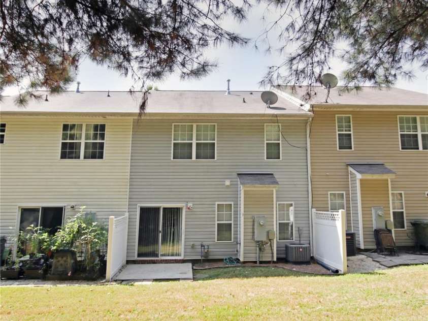 1017 Silver Springs Road, Fort Mill, SC 29715.  MLS# CAR4180908, YatesRealty ID 191. 