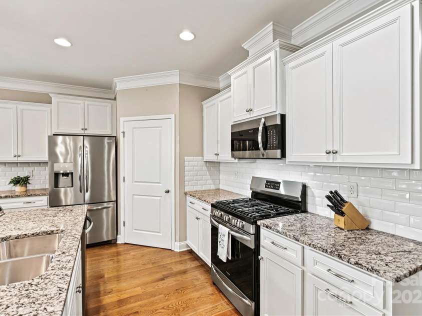 3678 Norman View Drive, Sherrills Ford, NC 28673.  MLS# CAR4313507, YatesRealty ID 1910. 