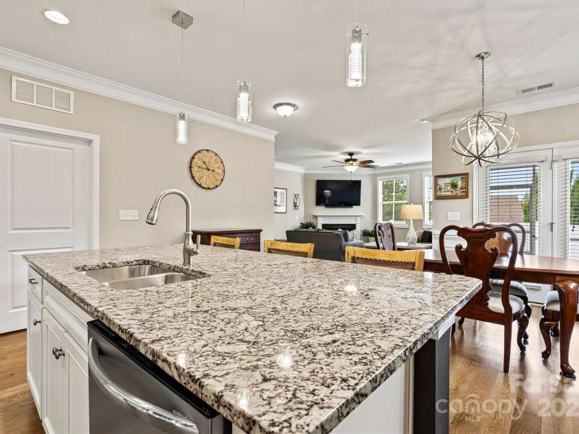 3678 Norman View Drive, Sherrills Ford, NC 28673.  MLS# CAR4313507, YatesRealty ID 1910. 