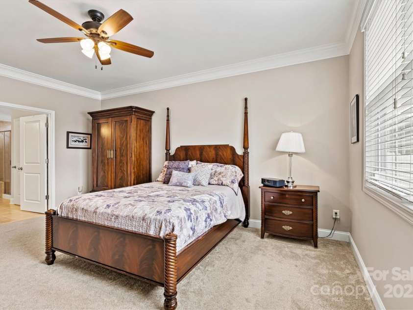 3678 Norman View Drive, Sherrills Ford, NC 28673.  MLS# CAR4313507, YatesRealty ID 1910. Primary bed