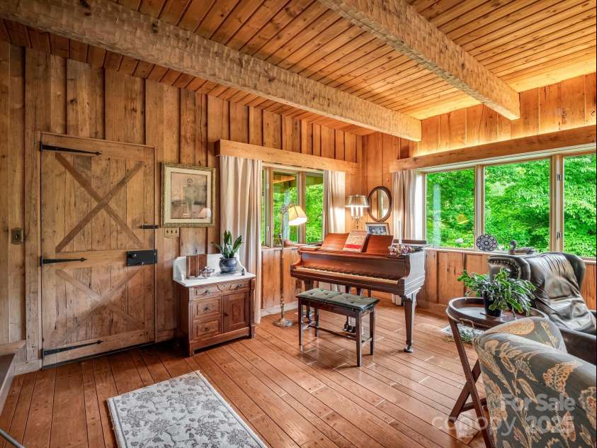 133 Pennwood Lane, Flat Rock, NC 28731.  MLS# CAR4268654, YatesRealty ID 19101. Custom designed front door.