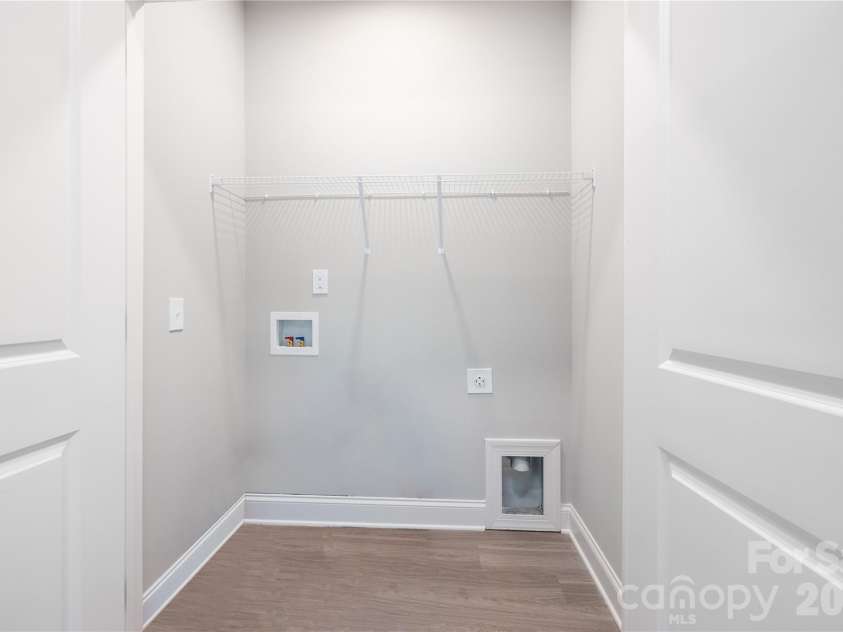 6625 Tracy Avenue, Charlotte, NC 28214.  MLS# CAR4370594, YatesRealty ID 19101. Representation