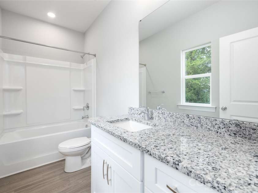 6625 Tracy Avenue, Charlotte, NC 28214.  MLS# CAR4370594, YatesRealty ID 19101. Representation