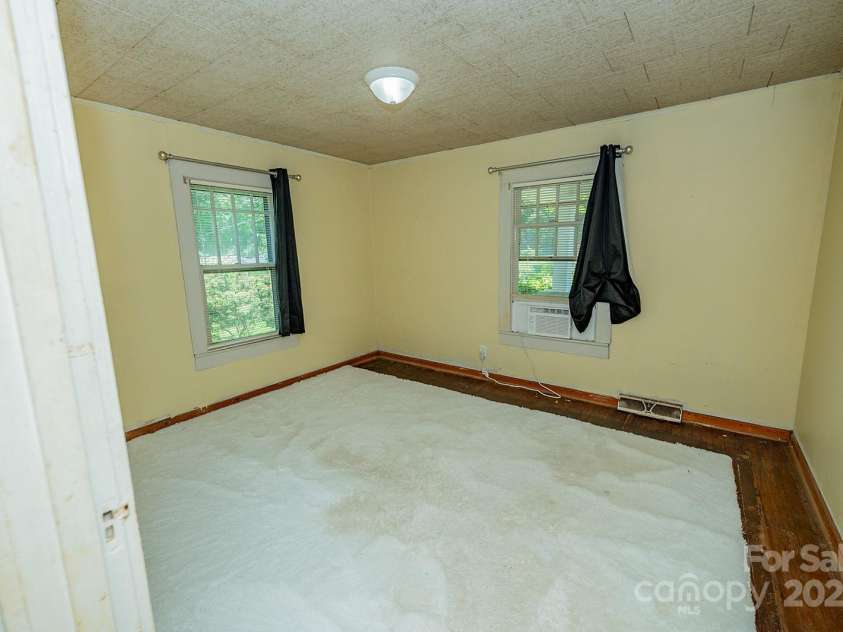 197 Georgia Street, Spindale, NC 28160.  MLS# CAR4269825, YatesRealty ID 19102. 