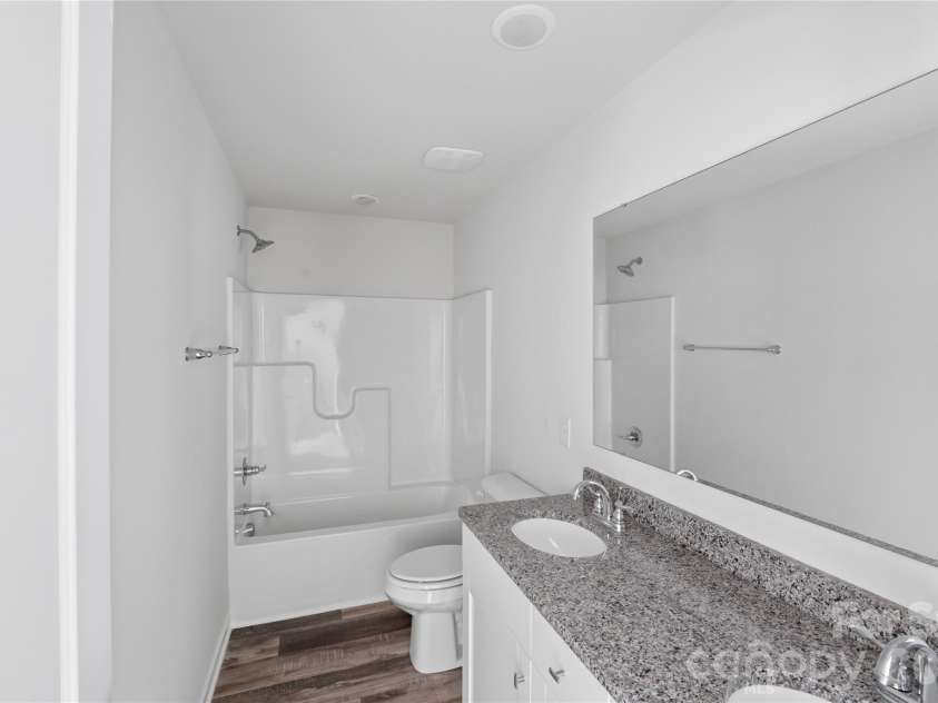 5145 Mark Drive, Hickory, NC 28601.  MLS# CAR4373646, YatesRealty ID 19102. 