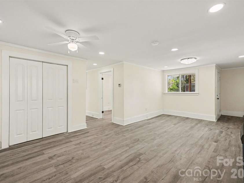 1210 Grady Street, Salisbury, NC 28144.  MLS# CAR4362378, YatesRealty ID 19103. Open floorplan