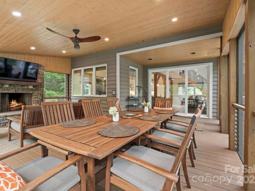891 Crescent Trail, Highlands, NC 28741.  MLS# CAR4270133, YatesRealty ID 19103. Back Porch