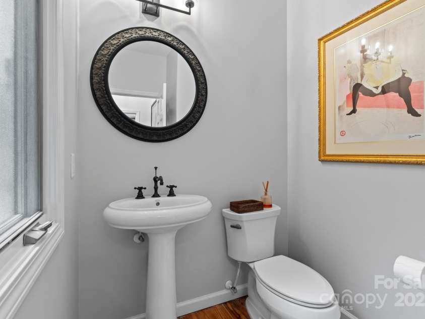 891 Crescent Trail, Highlands, NC 28741.  MLS# CAR4270133, YatesRealty ID 19103. Half Bath on Main