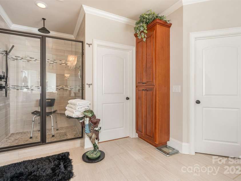 3441 Club Ridge Court, Gastonia, NC 28056.  MLS# CAR4268816, YatesRealty ID 19104. 