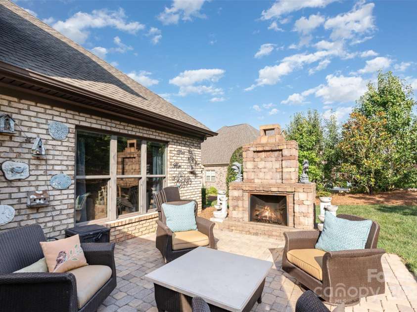 3441 Club Ridge Court, Gastonia, NC 28056.  MLS# CAR4268816, YatesRealty ID 19104. 