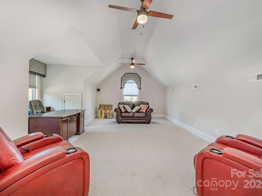 3441 Club Ridge Court, Gastonia, NC 28056.  MLS# CAR4268816, YatesRealty ID 19104. 