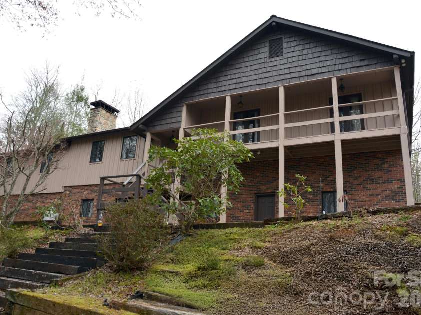2305 Airport Road, Marion, NC 28752.  MLS# CAR4360278, YatesRealty ID 19105. 