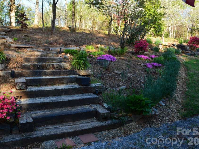 2305 Airport Road, Marion, NC 28752.  MLS# CAR4360278, YatesRealty ID 19105. 