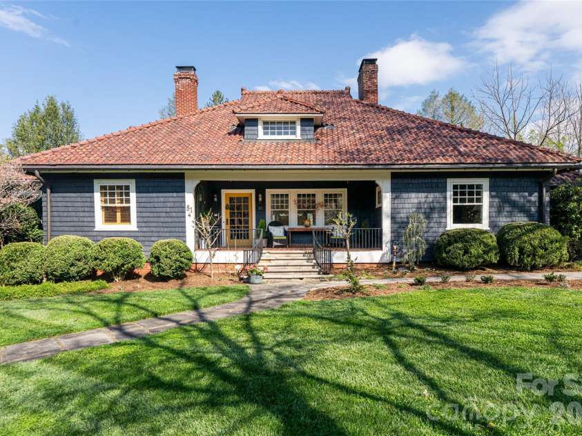 81 Edgemont Road, Asheville, NC 28801.  MLS# CAR4365917, YatesRealty ID 19107. 