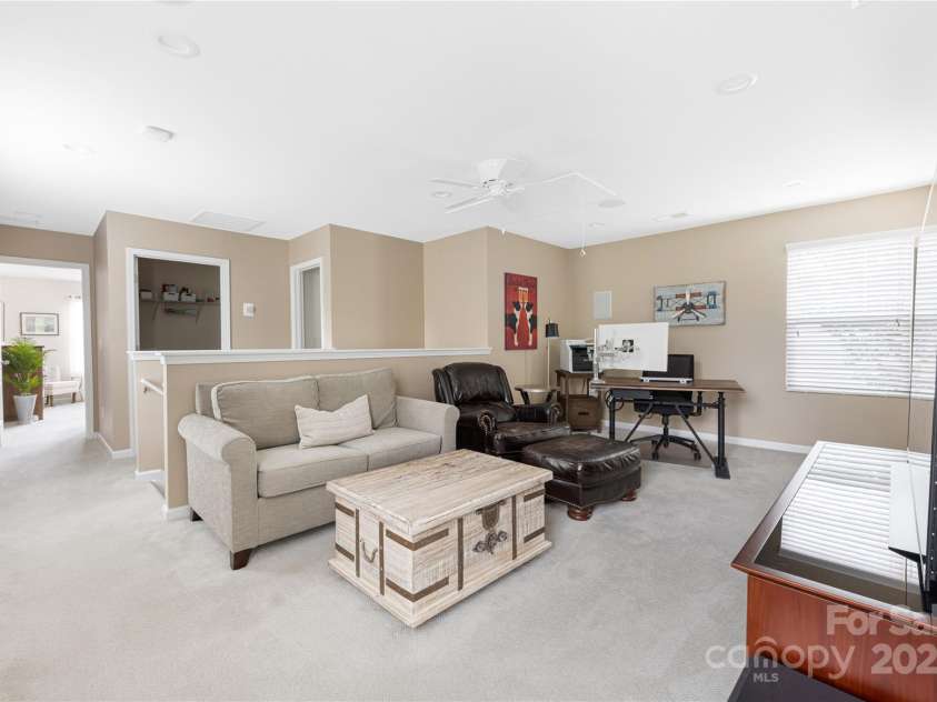 13107 Heath Grove Drive, Huntersville, NC 28078.  MLS# CAR4259470, YatesRealty ID 19108. 