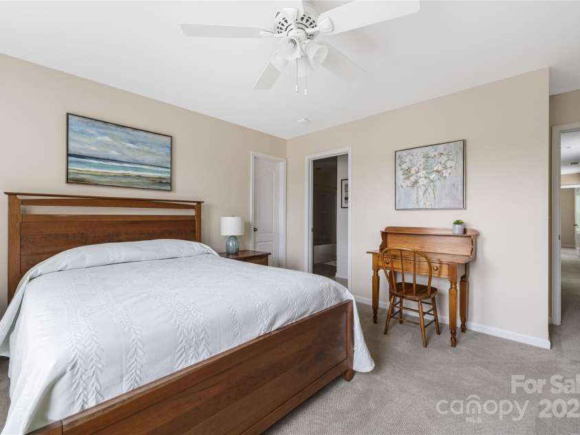 13107 Heath Grove Drive, Huntersville, NC 28078.  MLS# CAR4259470, YatesRealty ID 19108. 