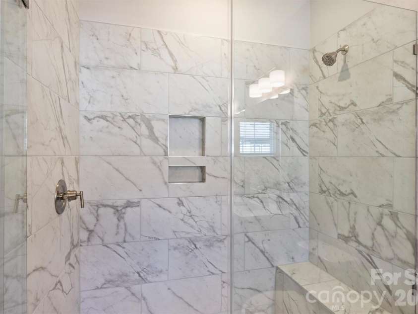 912 Mary Max Drive, Davidson, NC 28036.  MLS# CAR4386384, YatesRealty ID 19108. 