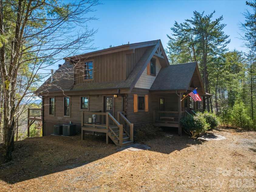 1016 Horizon Trail, Nebo, NC 28761.  MLS# CAR4343167, YatesRealty ID 1911. 