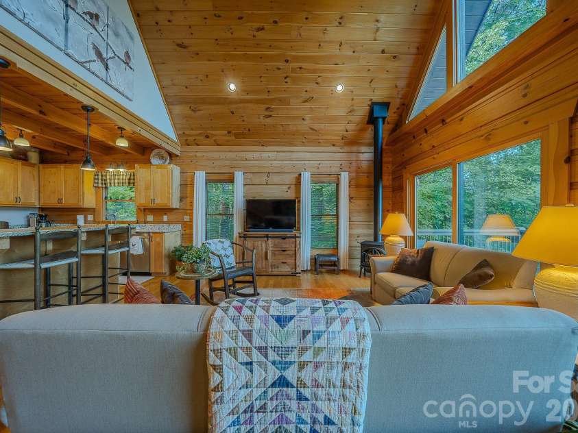 1016 Horizon Trail, Nebo, NC 28761.  MLS# CAR4398740, YatesRealty ID 1911. 